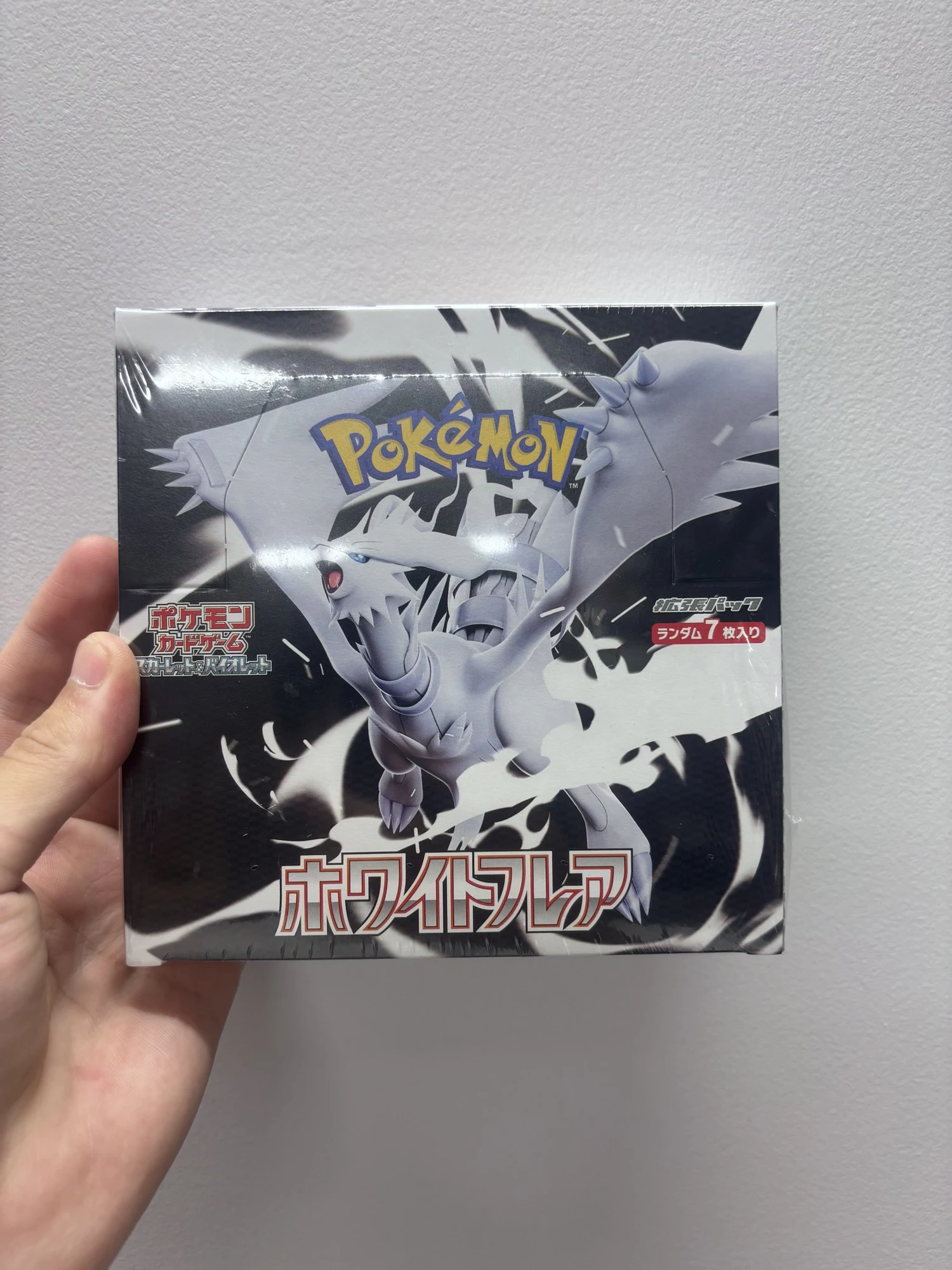 SV11W-White Flare Japanese Pokemon Booster Box - Damaged Box (Grade B)